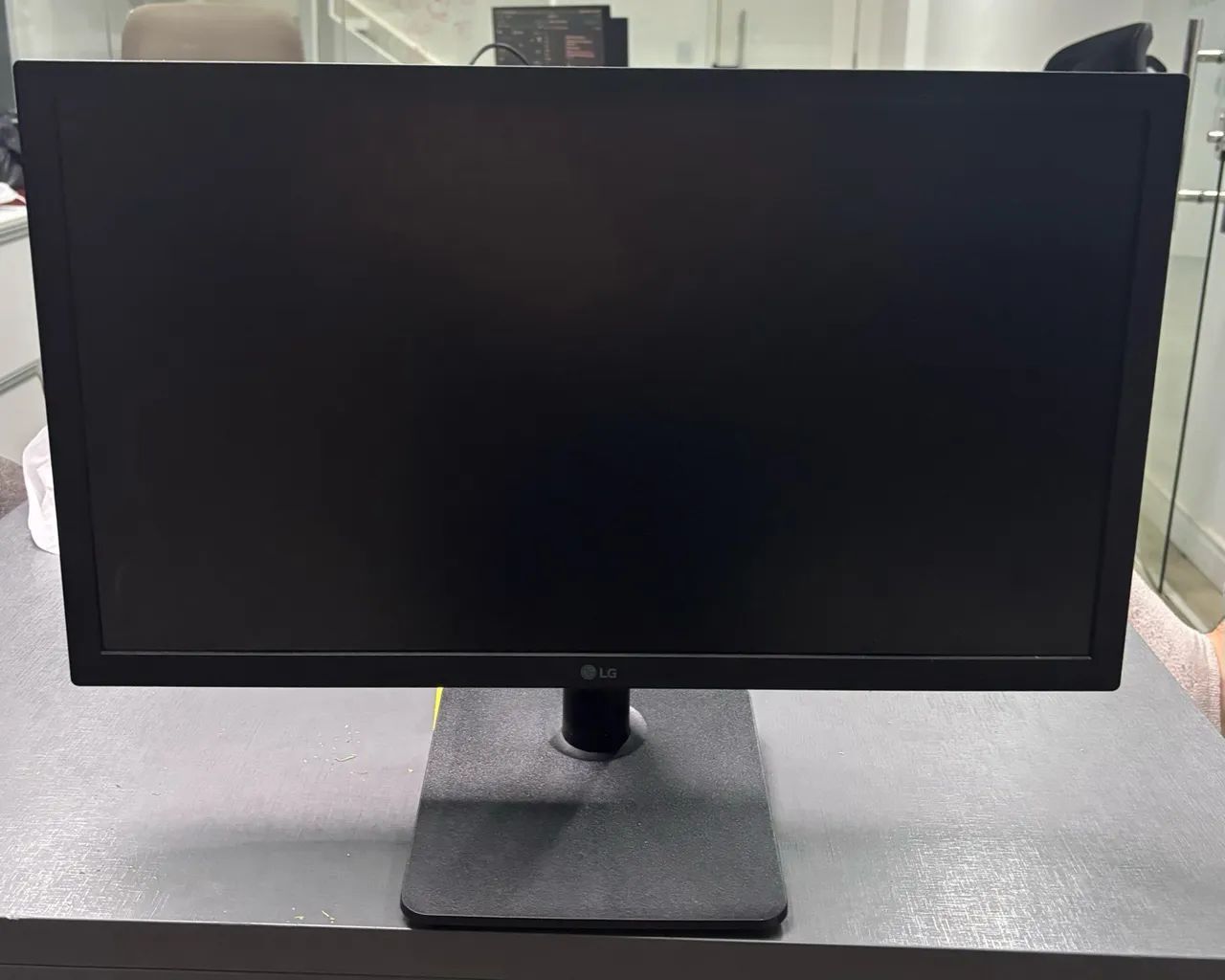 Monitor LG 22 Polegadas - HDMI e VGA - Ótimo Estado