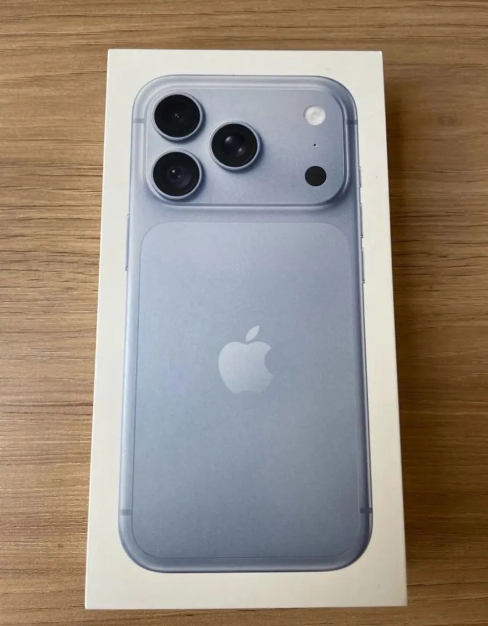 18 Pro 256gb Azul