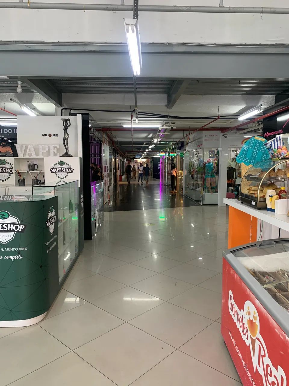 Vendo ou alugo loja no Shopping da Gente