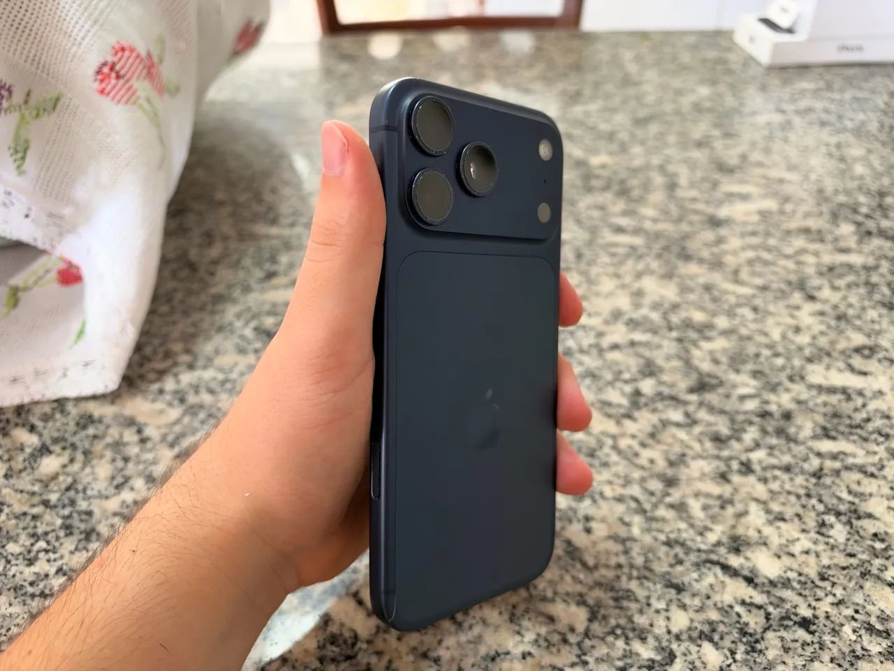 iPhone 17 Pro Max - Foto 3