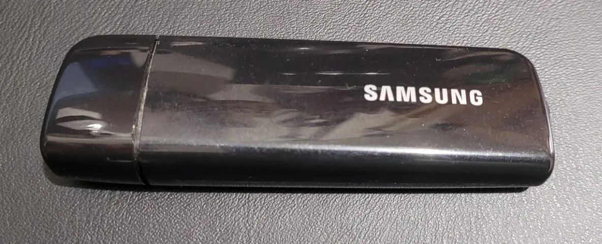 Adaptador Wi-Fi Samsung Lan Adapter Wireless TV (Modelos 2009 a 2011)