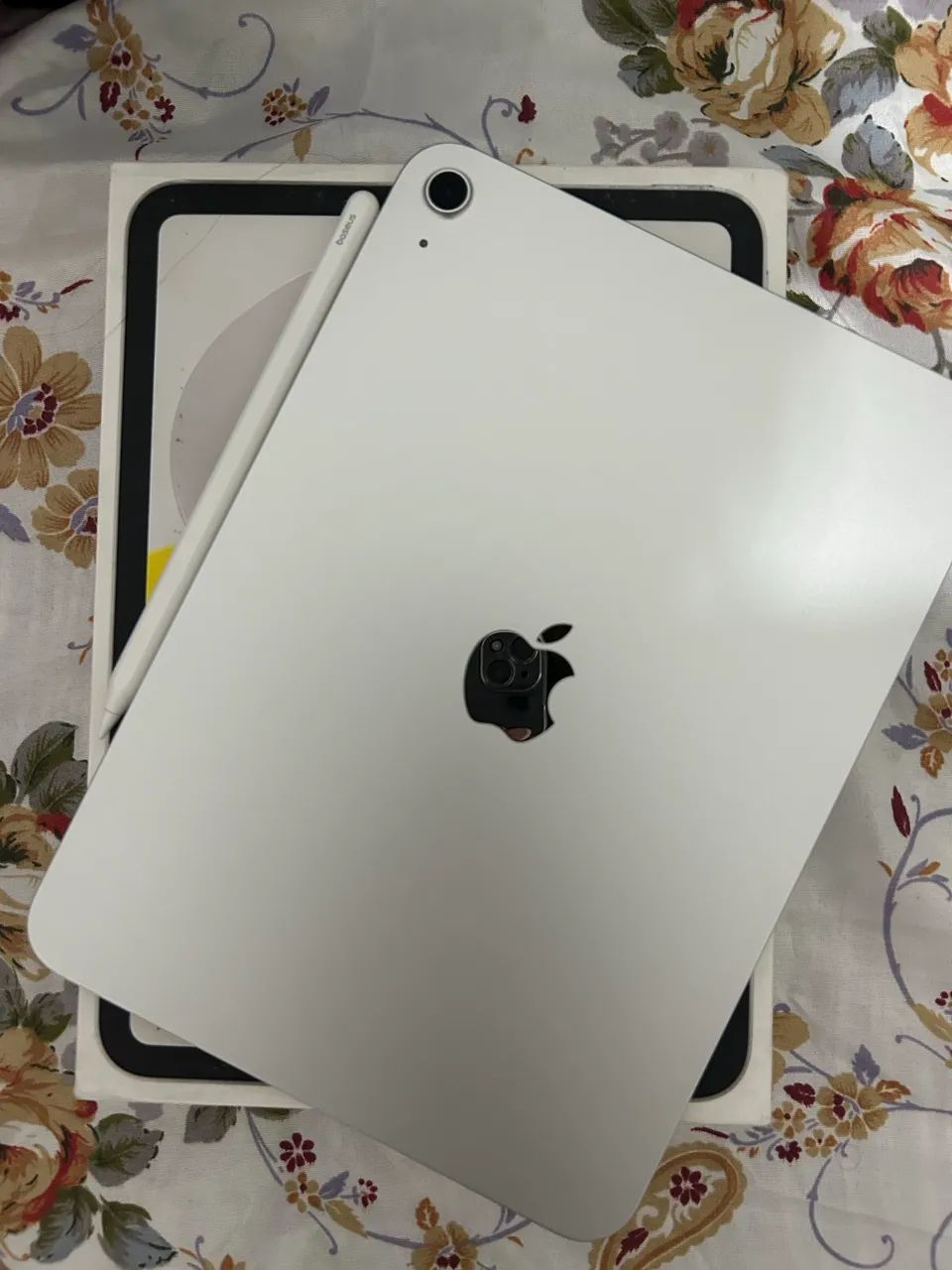 IPAD 11 128GB já com Case e caneta 