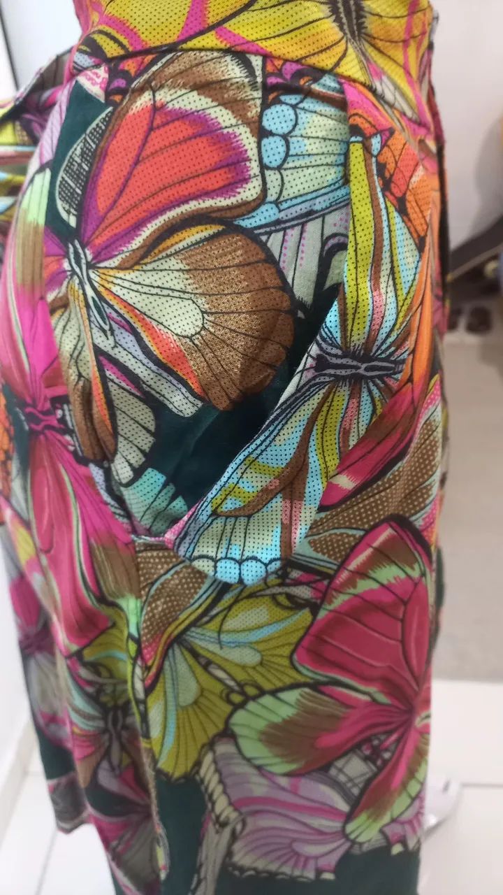 Saia  com borboleta   tamanho  M usada  - Foto 3