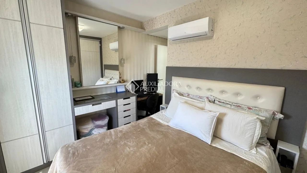Apartamento com vista mar e 3 vagas no Estreito - Foto 4