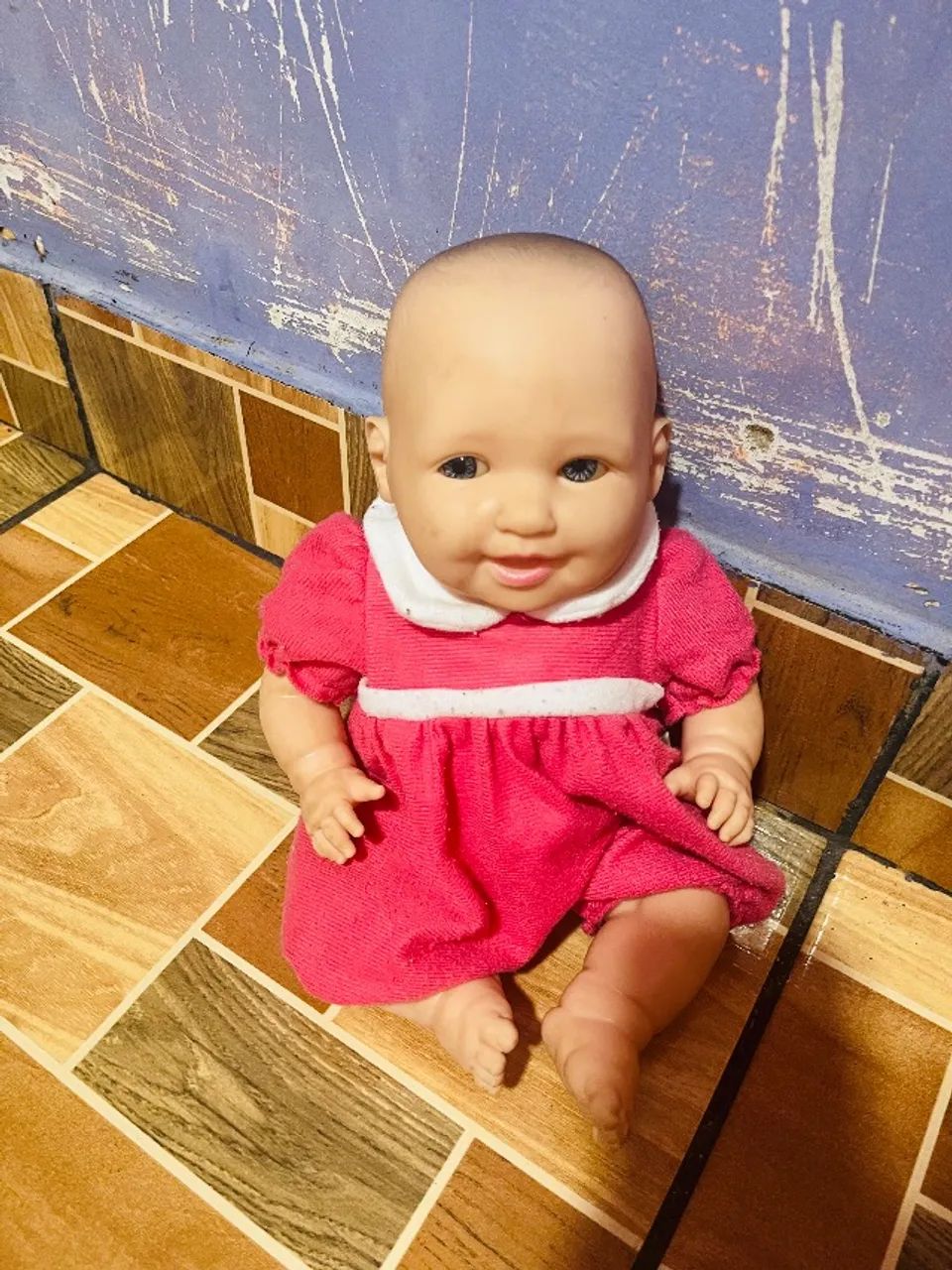 BRINQUEDOS E BONECAS SEMIM NOVA - Foto 4