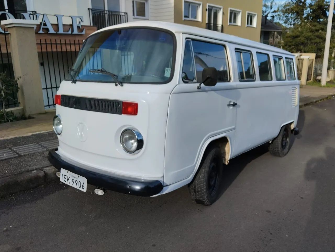 Volkswagen Kombi STANDARD/ LUXO/ SÉRIE PRATA 1996