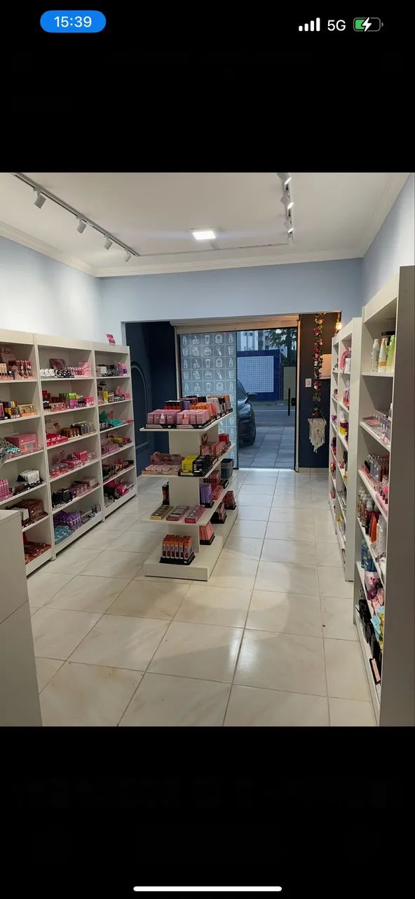 Vendo loja de maquiagem e acessórios  - Foto 3