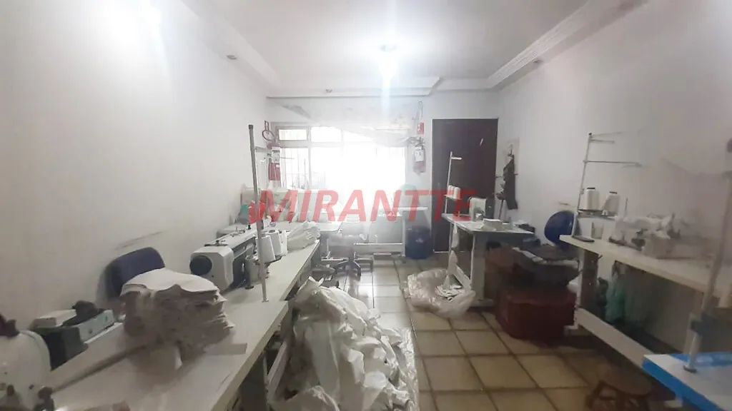 Sobrado de 111m² com 4 quartos em Pari