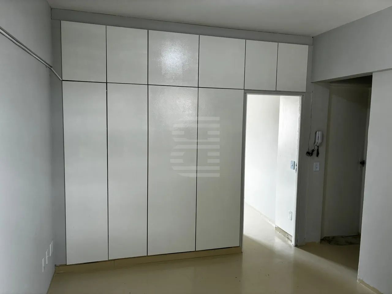 Kitnet para alugar no Botafogo, quarto sala com divisória - Foto 2