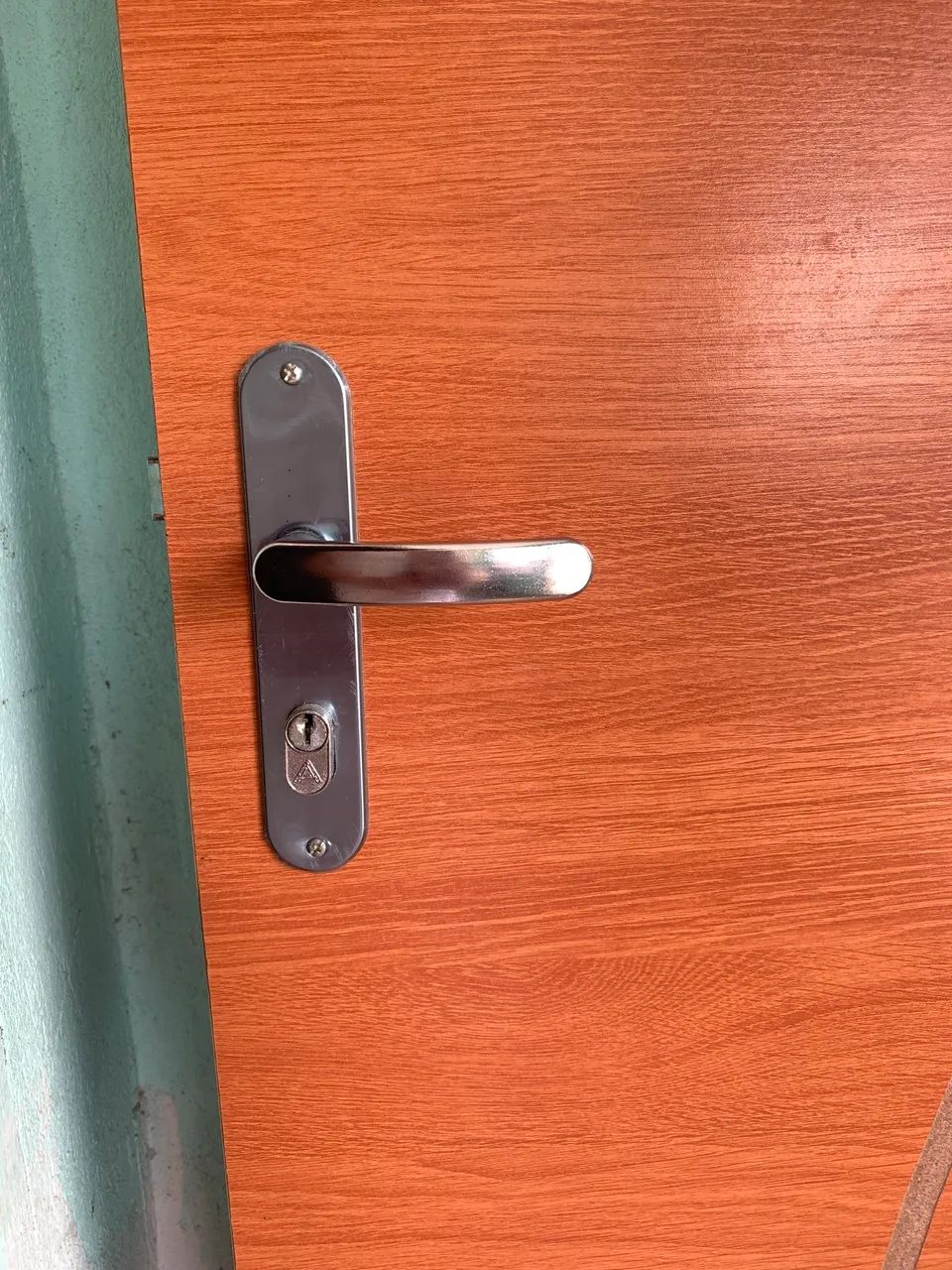 Porta em MDF com fechadura inclusa 2