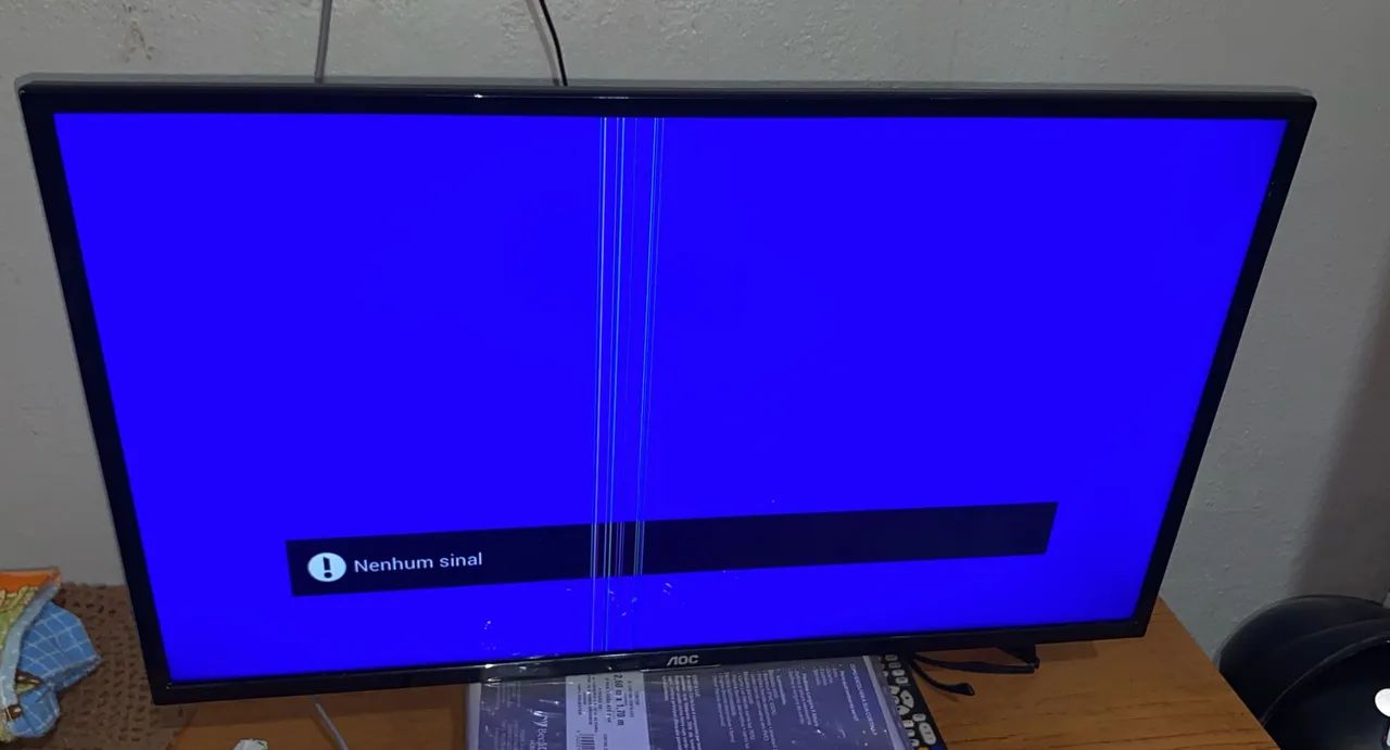 TV AOC 32 Polegadas com Defeito na Tela (Listras) - Foto 2