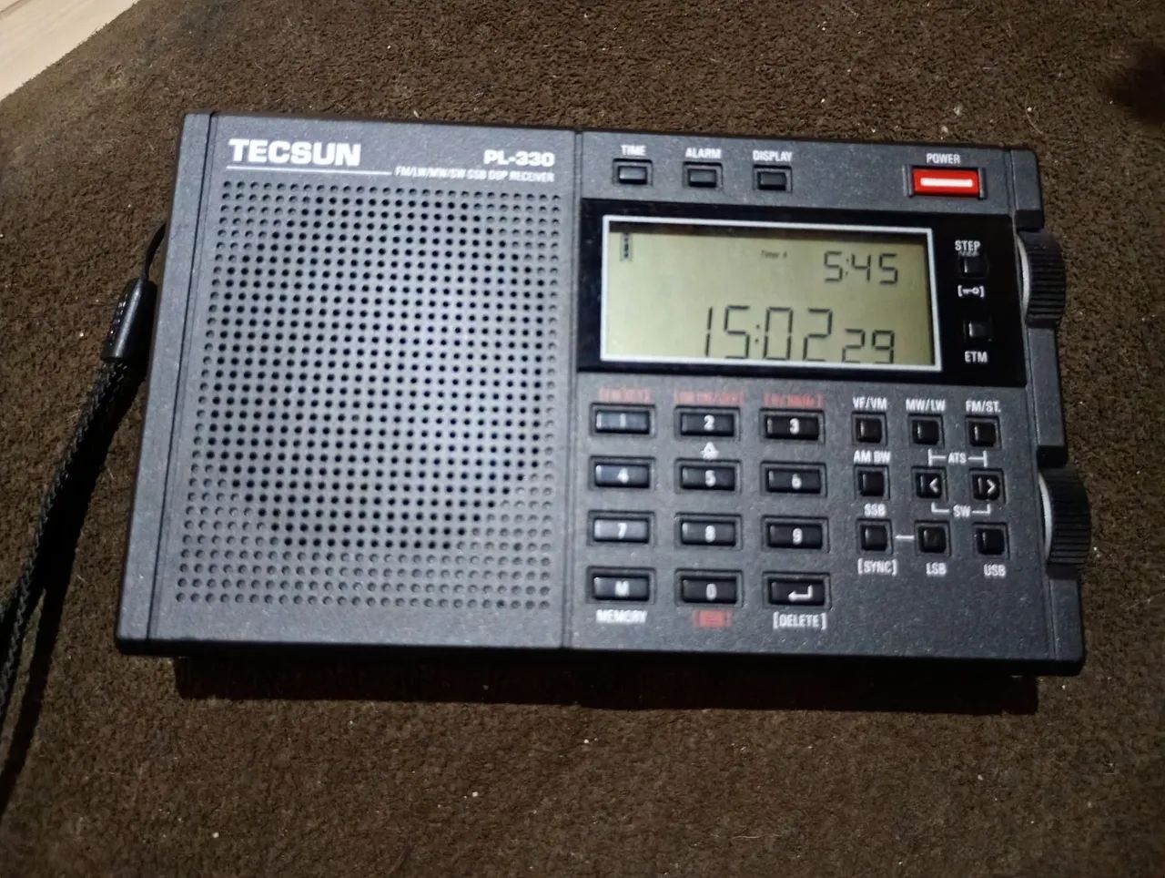 Rádio Tecsun Pl 330