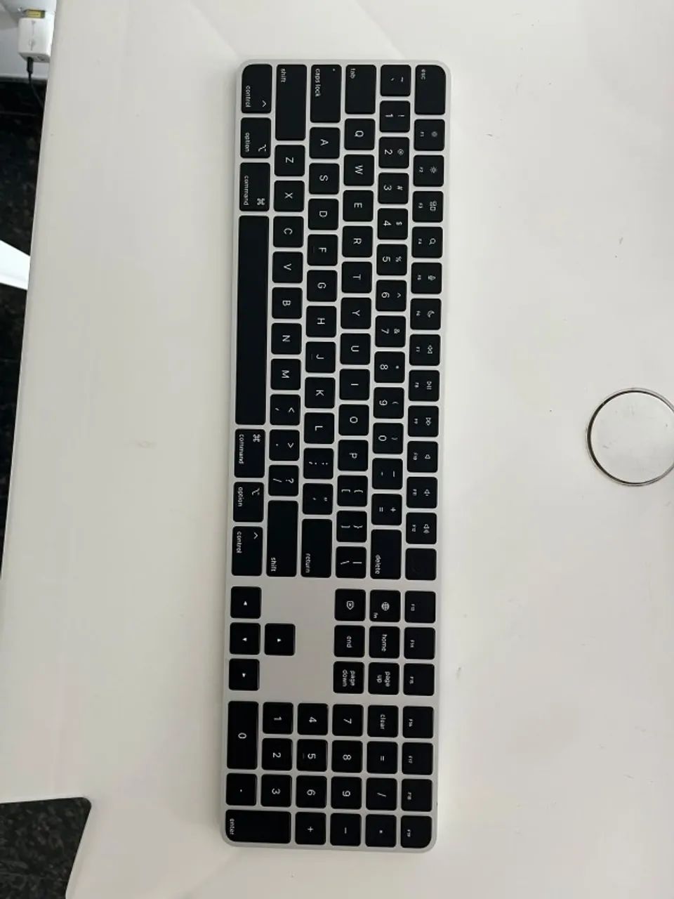 Magic Keyboard com Touch ID e Teclado Numérico - Foto 2