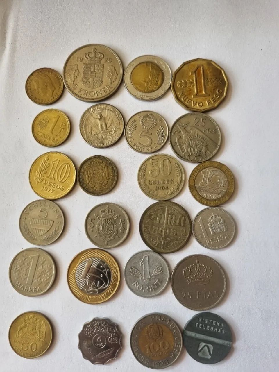 Coleção Com +110 Moedas Antigas Nacionais E Estrangeiras De Numismática - Foto 4