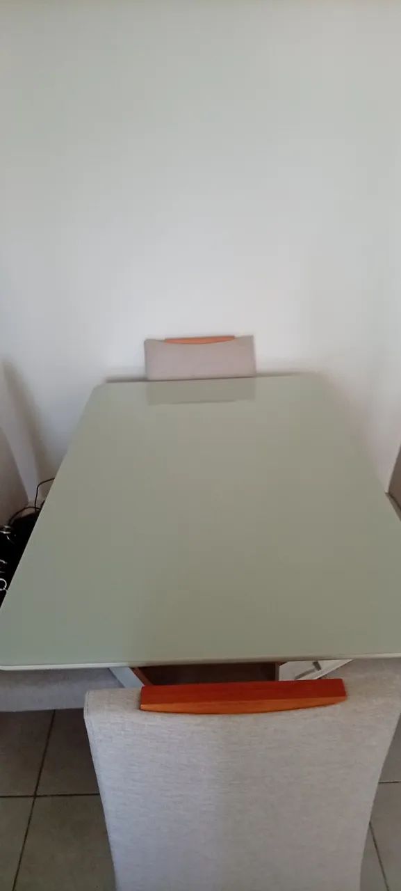 Mesa de jantar retangular, com 6 cadeiras cor cinza-claro - Foto 4