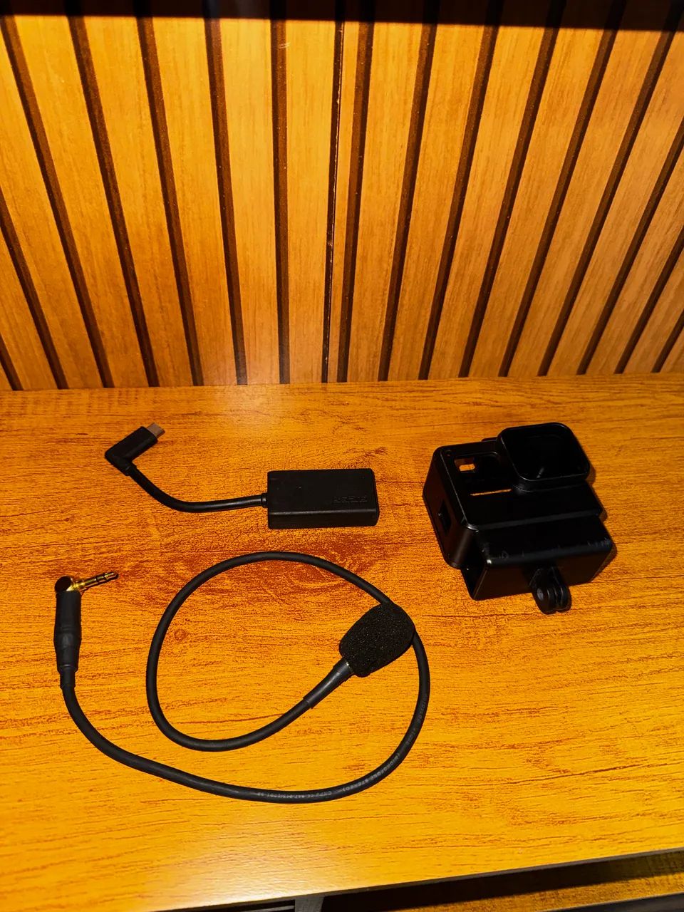 Adaptador de microfone para GoPro original com o microfone original