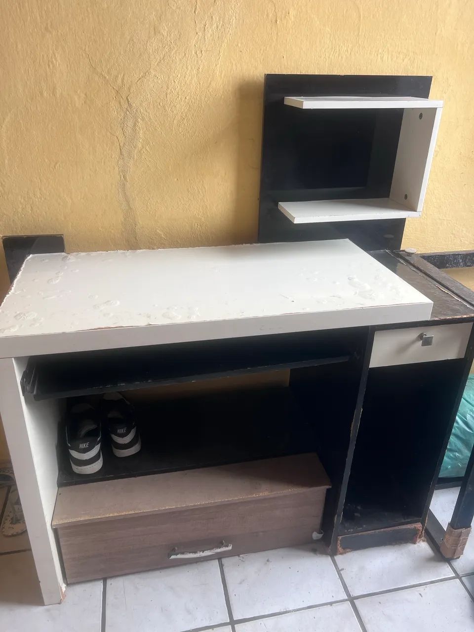? MESA PARA COMPUTADOR / ESCRITÓRIO ? 120$ - Foto 3