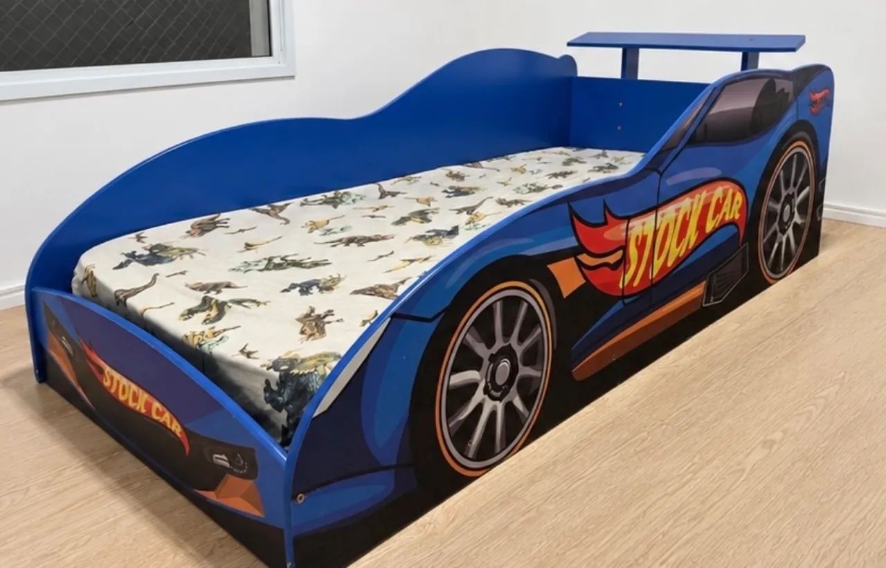 Cama infantil carro 