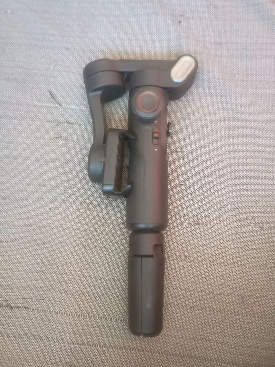 Vendo estabilizador de celular - Foto 2