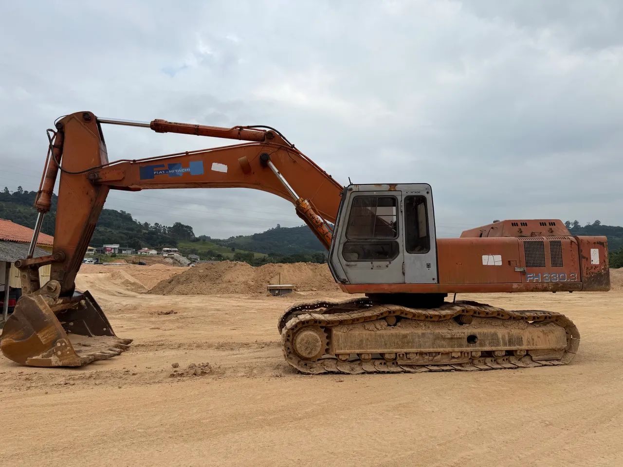 Escavdeira Hidráulica  Fiatallis Fh 330.3   - Foto 2