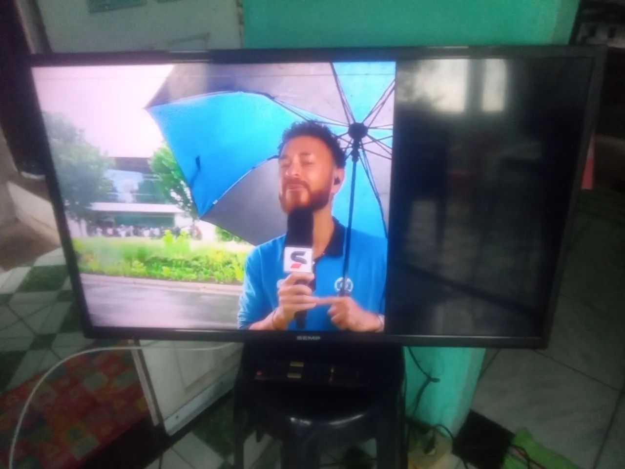 Tv.   Semp.  Toshiba.  De.  39.  Polegadas.  Led.  Leia.   - Foto 4