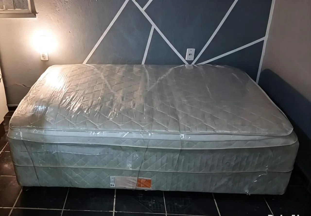 Cama box casal de molas e espuma bem confortavel e higienizada - Foto 3