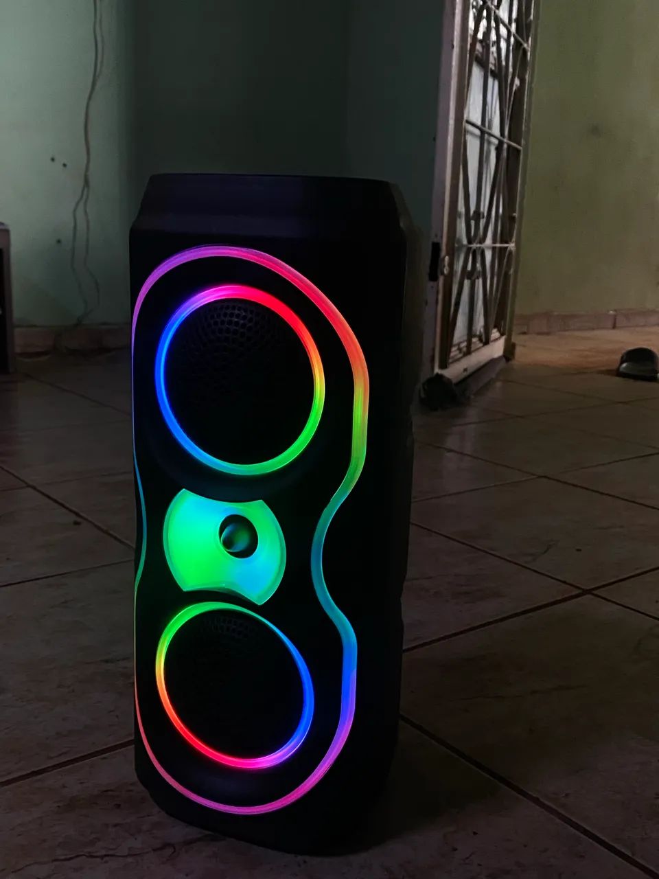 ? Caixa de Som Bluetooth com LED - Foto 2