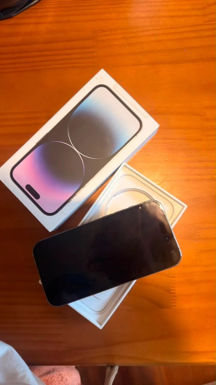 iPhone 14 Pro, 256gb, usado, ótimo estado, saúde bateria 83%
