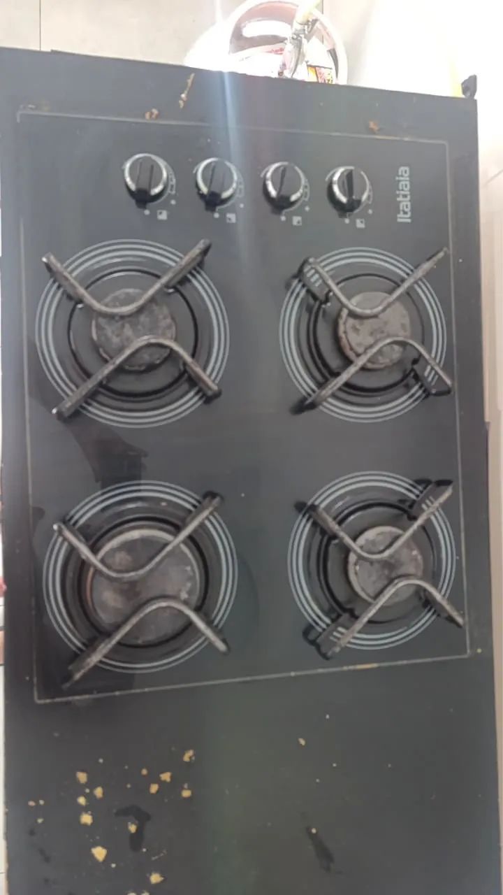 Fogão cooktop e balcão 