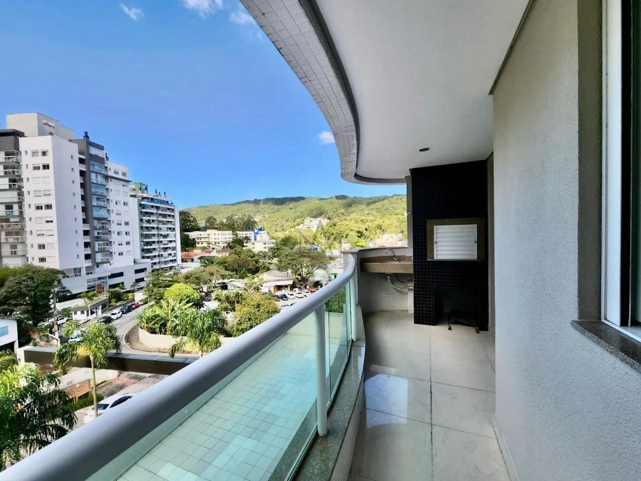 Apartamento 4 dormitórios Itacorubi - Foto 4