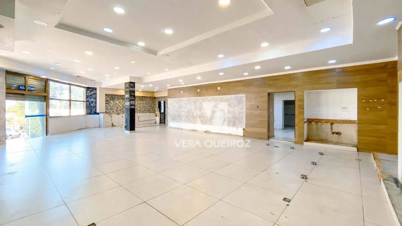 Ponto Comercial de Esquina com Estacionamento no Taquaral! - Foto 2
