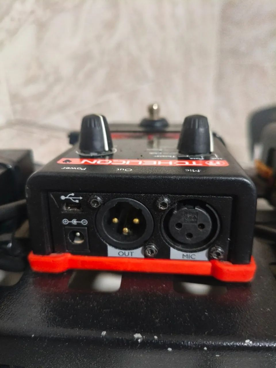 Pedais para voz - TC Helicon - Foto 5