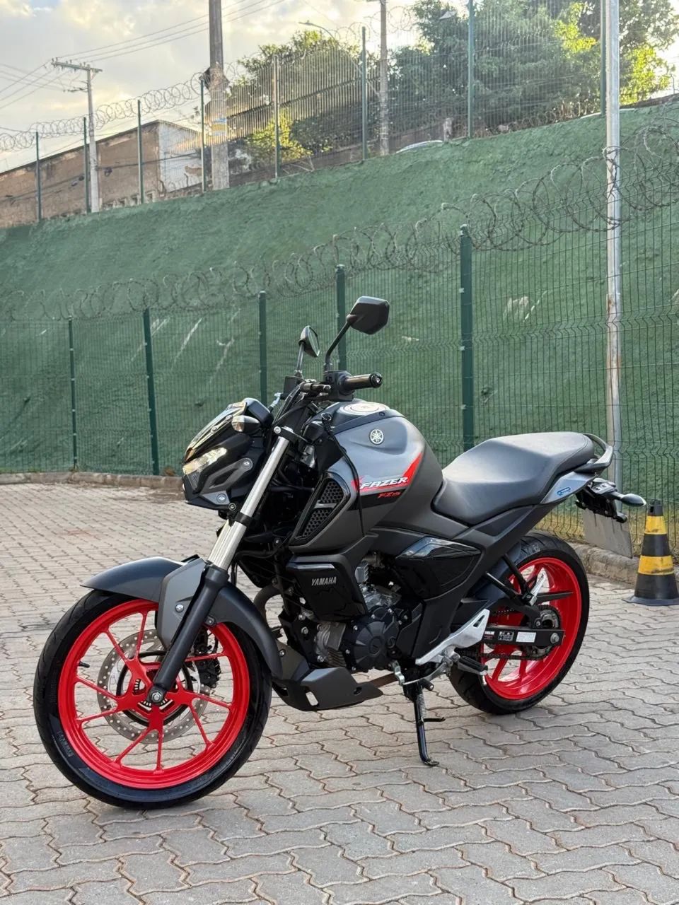 FAZER 150