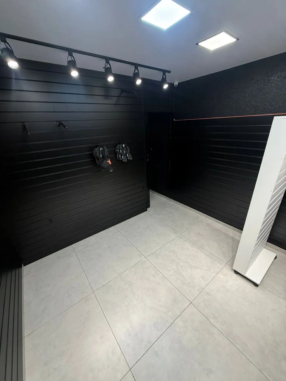 Alugo sala comercial Camelodromo Carlos Gomes cascavel  - Foto 3