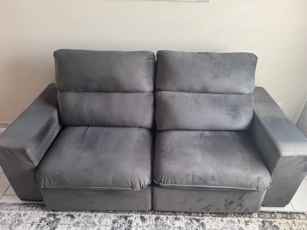Vendo sofá 3 lugares - Foto 2