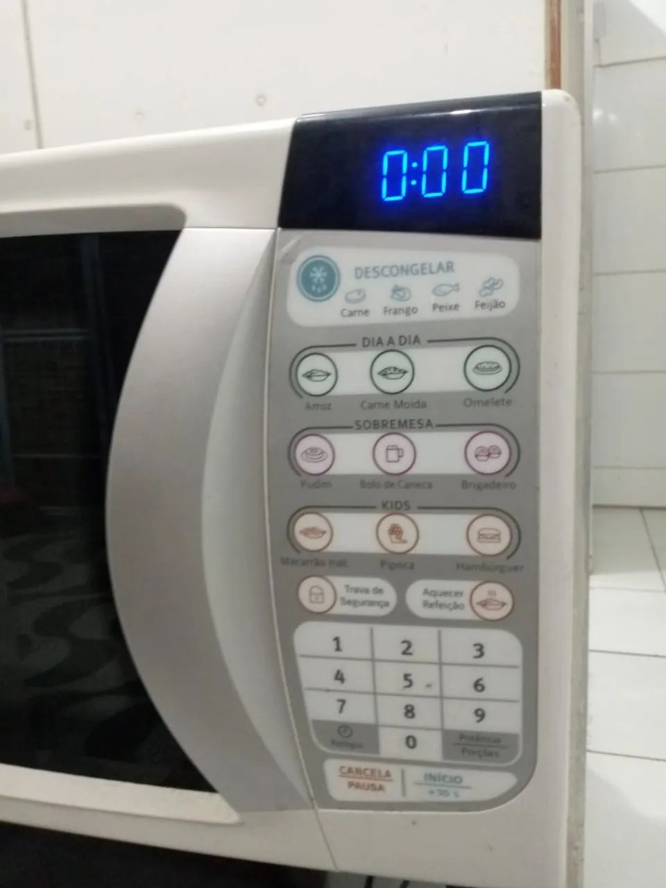 Micro-ondas Electrolux MTD30 de 20 Litros - Foto 2