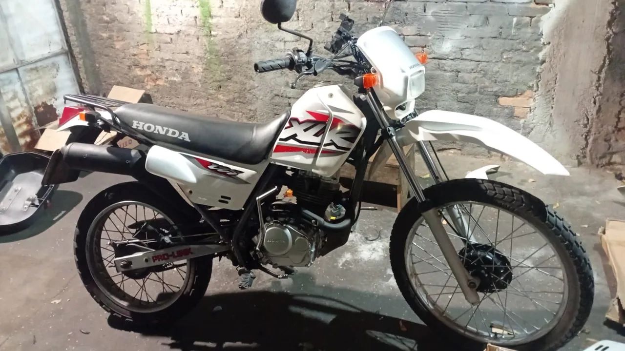 XLR 125