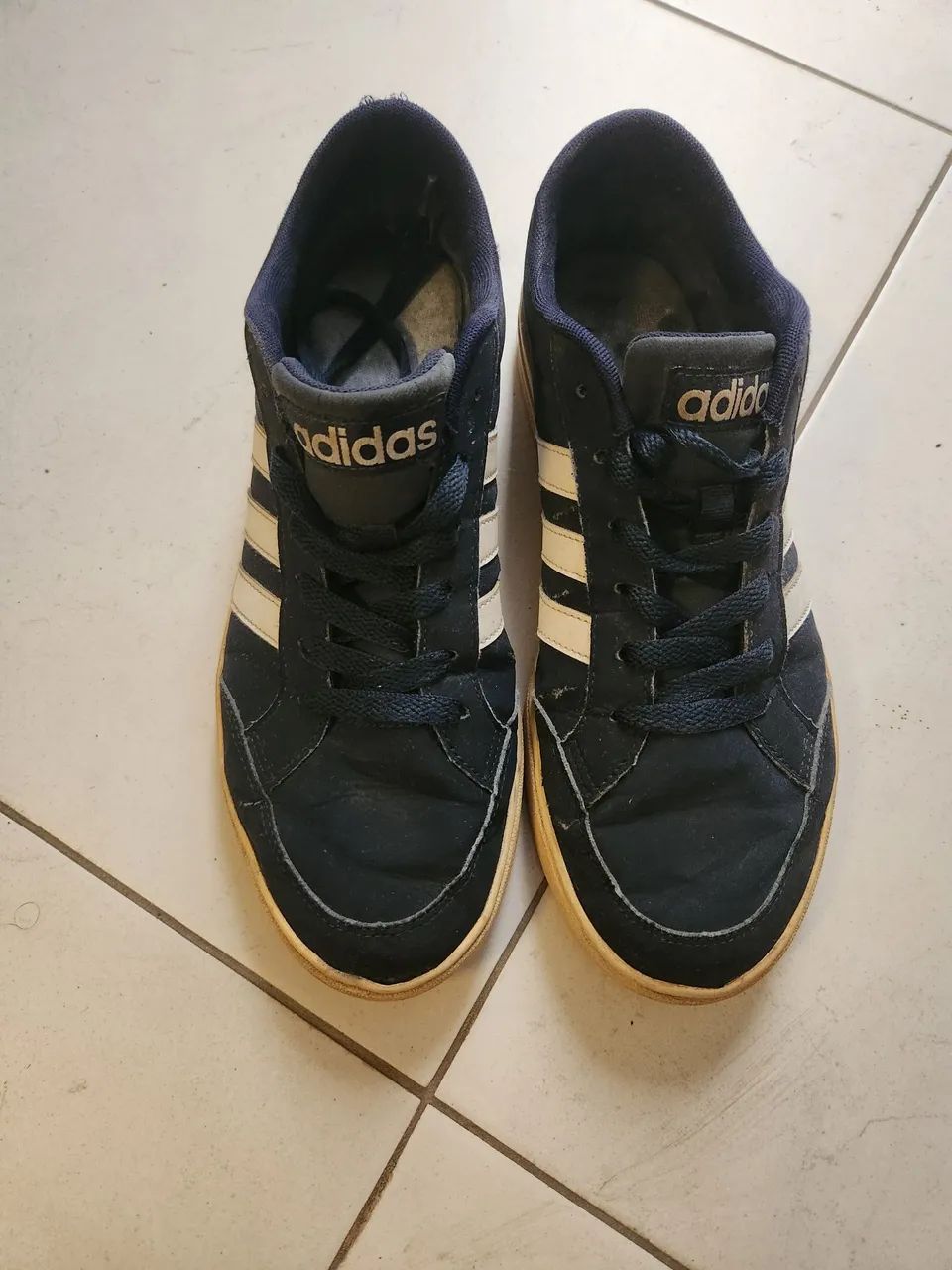Tênis Adidas azul marinho  - Foto 3