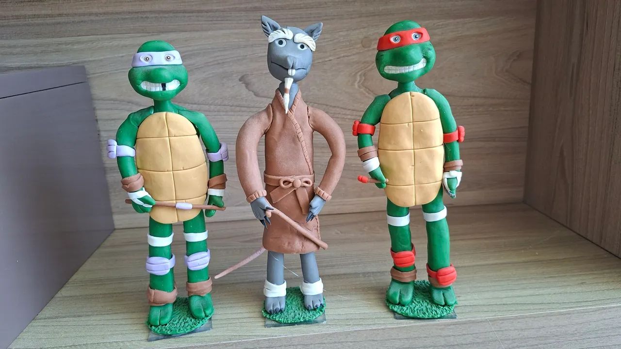 Biscuit - Decoração / Coleção  Kit 5 Bonecos Tartarugas Ninja e Mestre Splinter - Foto 3