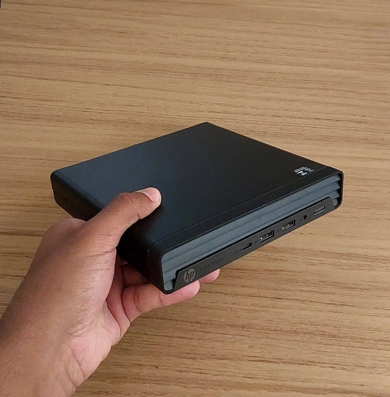 Mini PC HP ProDesk 405 G6 Ryzen 5 PRO 4650GE, 8GB RAM, SSD 256GB