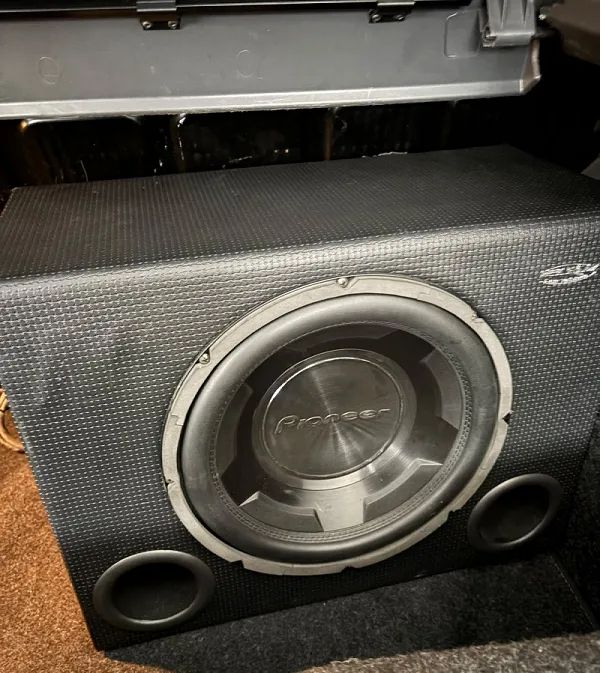 Caixa selada Pioneer 12' + Módulo Taramps 1200