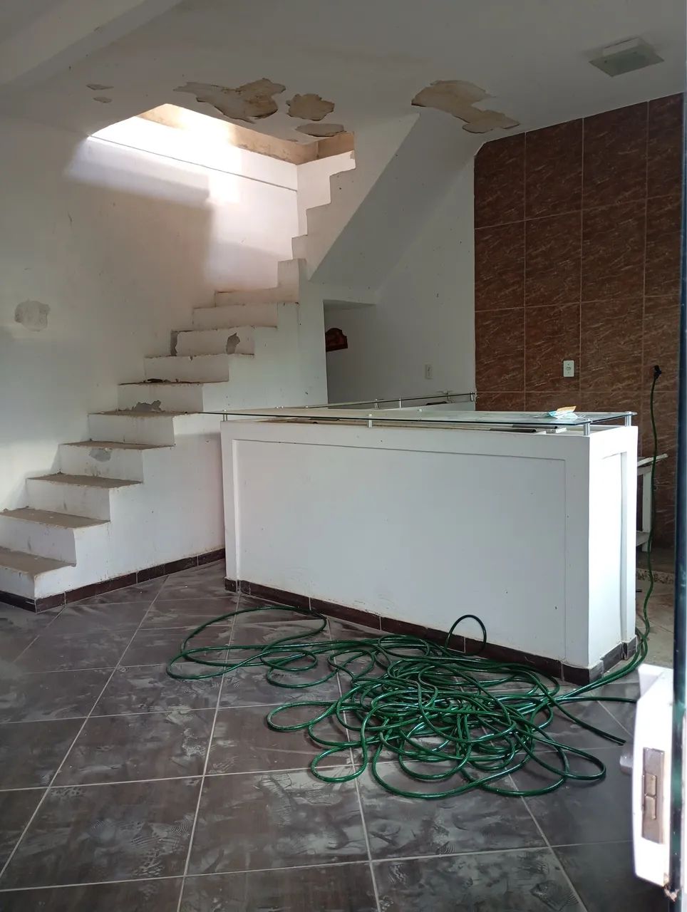Vendo casa e área de lazer  - Foto 3