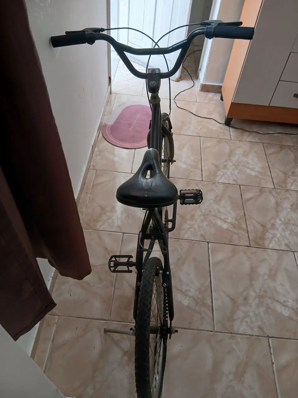Bicicleta infantil usada pagamento em dinheiro ou pix nada de pela olx - Foto 3