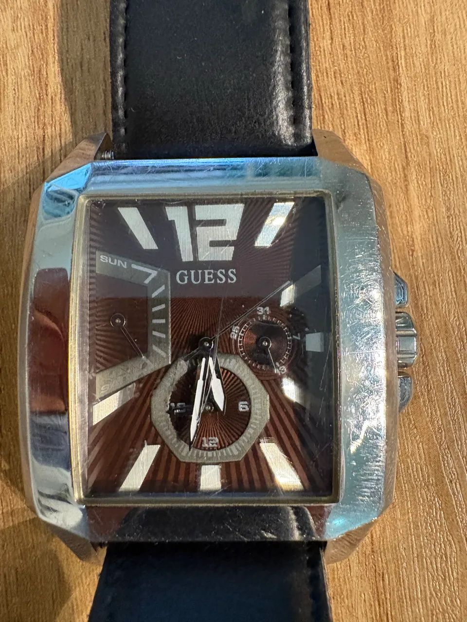 Relogio guess quadrado - Foto 2