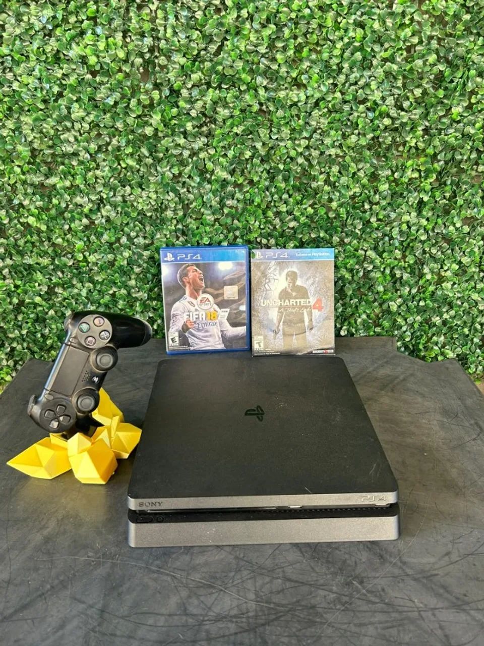 Ps4 Slim 2 jogos e 1 controle - Foto 2