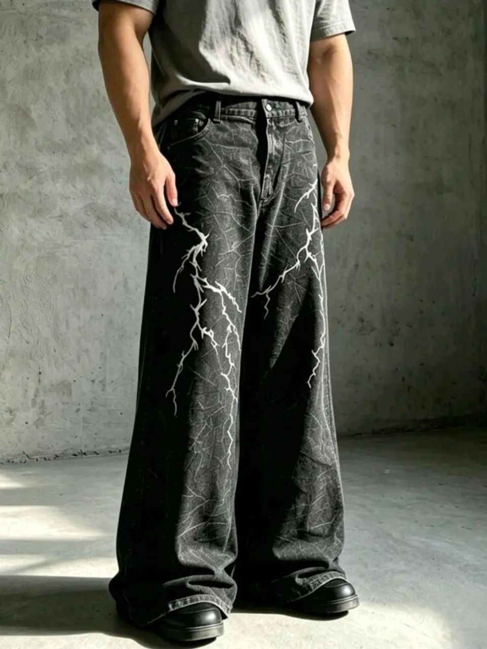 Calça Baggy G - Preta Bordada Nunca Usada