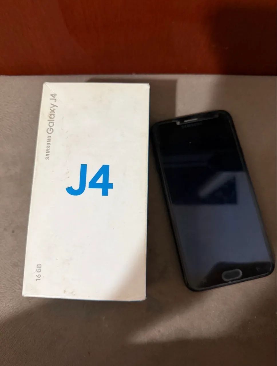 Vendo Samsung galaxy J4