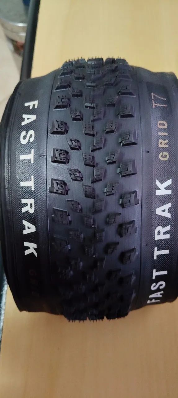 Pneu fast track grid T7 - Foto 3