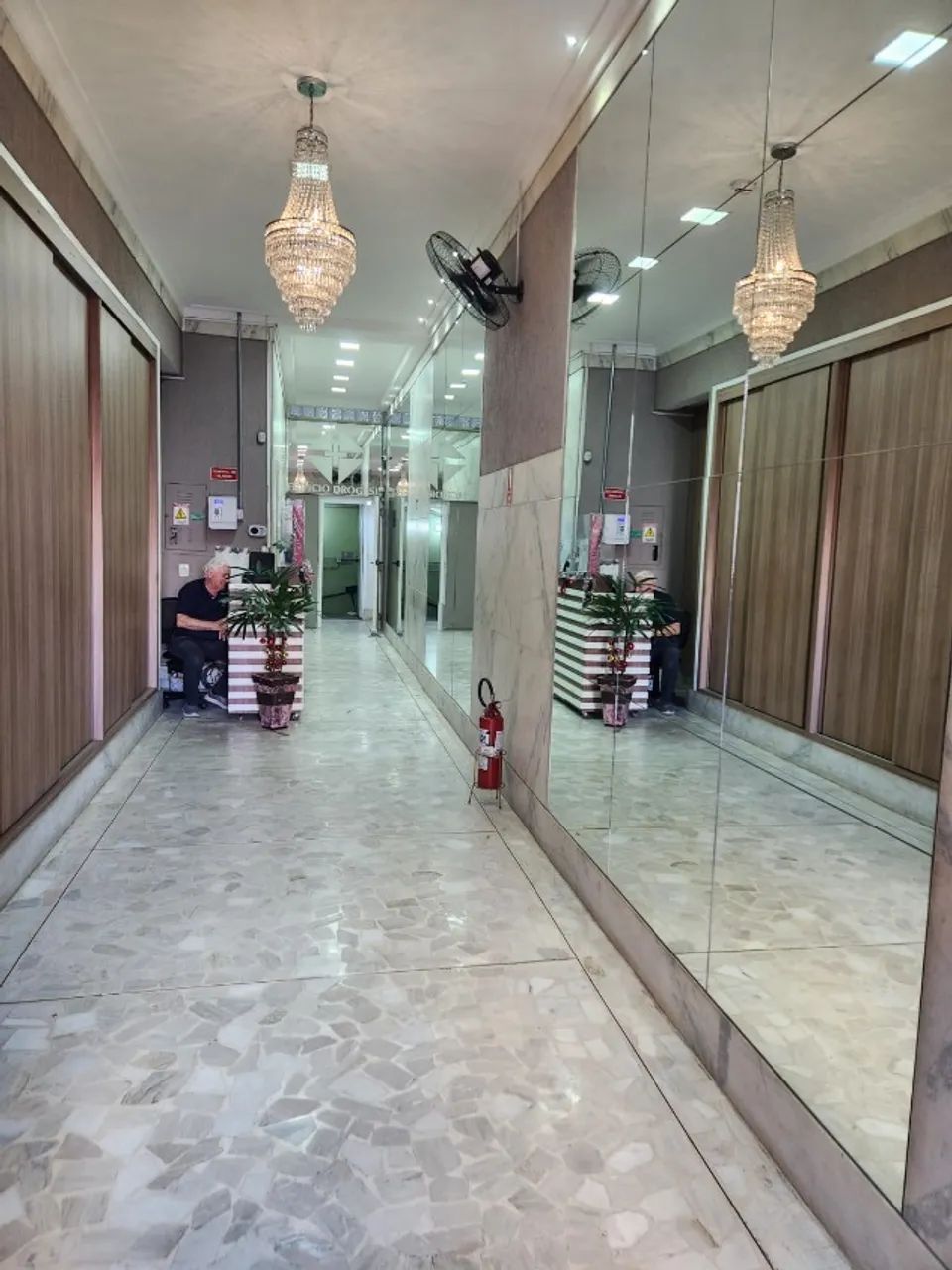 Centro Conjunto comercial com duas salas