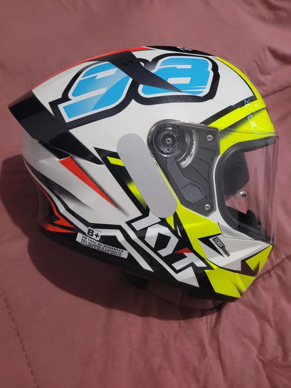Vendo Capacete KYT TT Course TAM: 60